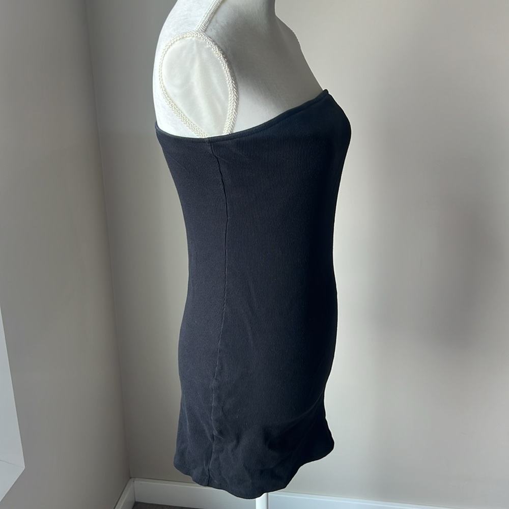 5/$25 H&M Strapless Ribbed Mini Dress - Picture 4 of 7